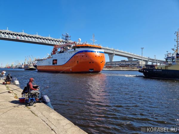 ЛСП "Северный полюс" вернулась в Петербург